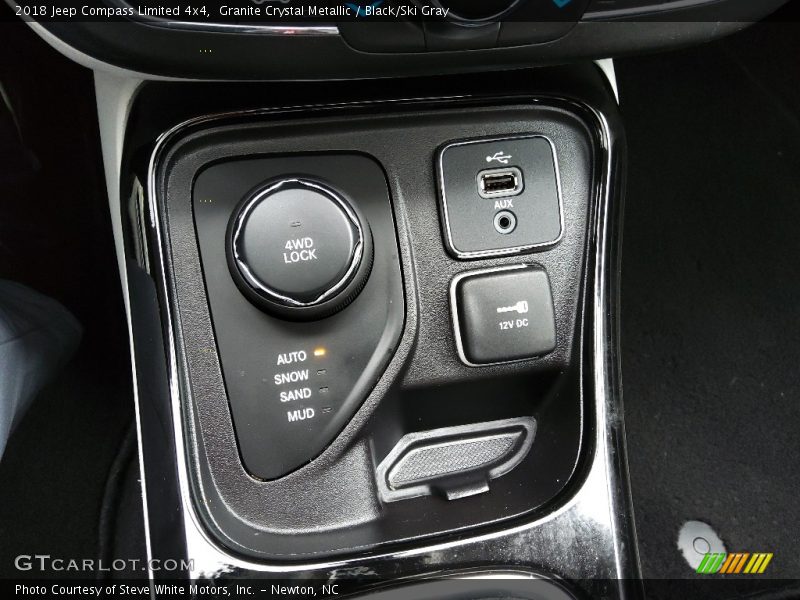 Granite Crystal Metallic / Black/Ski Gray 2018 Jeep Compass Limited 4x4