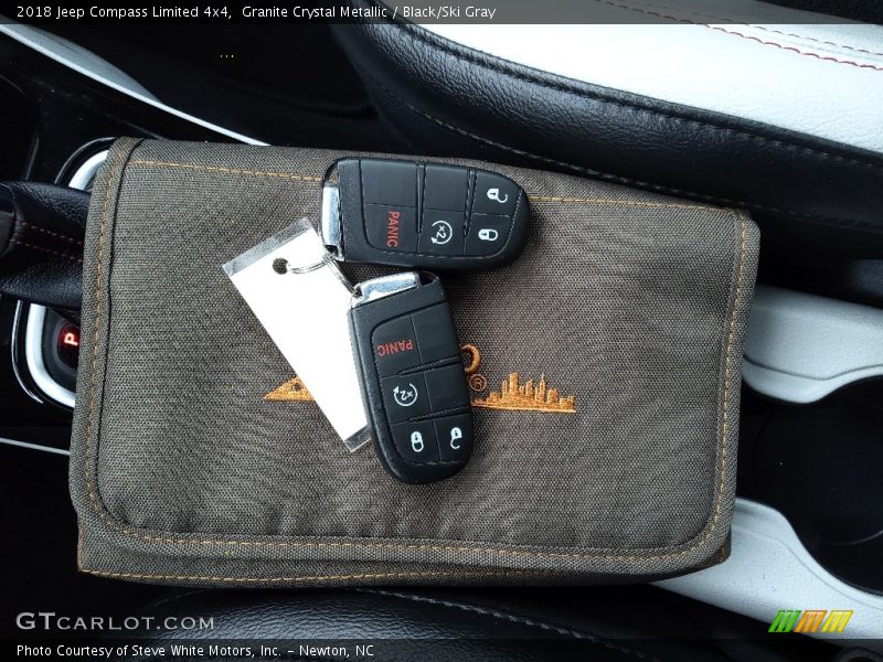 Granite Crystal Metallic / Black/Ski Gray 2018 Jeep Compass Limited 4x4