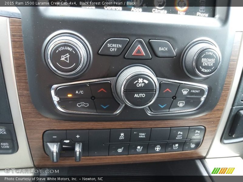 Controls of 2015 1500 Laramie Crew Cab 4x4