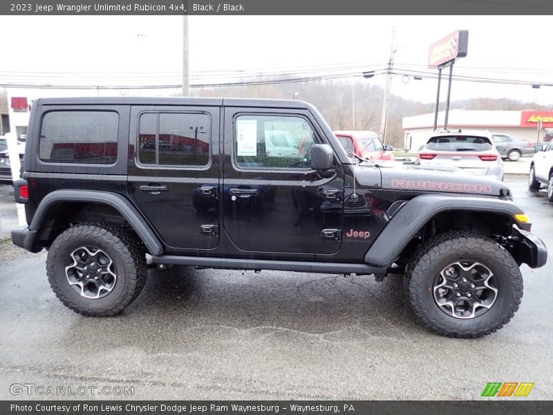 Black / Black 2023 Jeep Wrangler Unlimited Rubicon 4x4