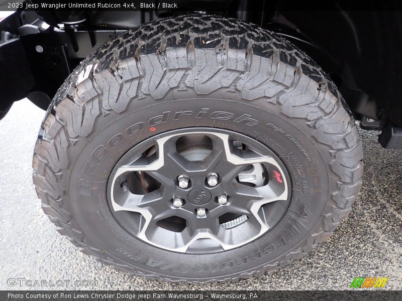 Black / Black 2023 Jeep Wrangler Unlimited Rubicon 4x4