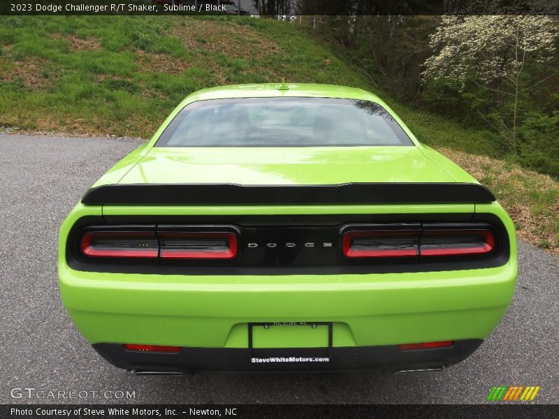 Sublime / Black 2023 Dodge Challenger R/T Shaker