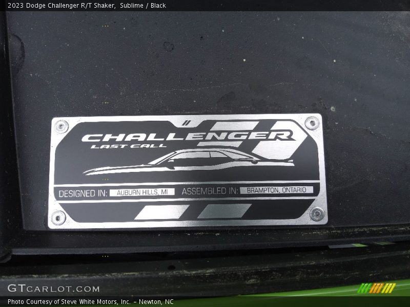  2023 Challenger R/T Shaker Logo