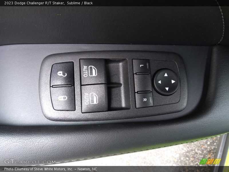 Door Panel of 2023 Challenger R/T Shaker