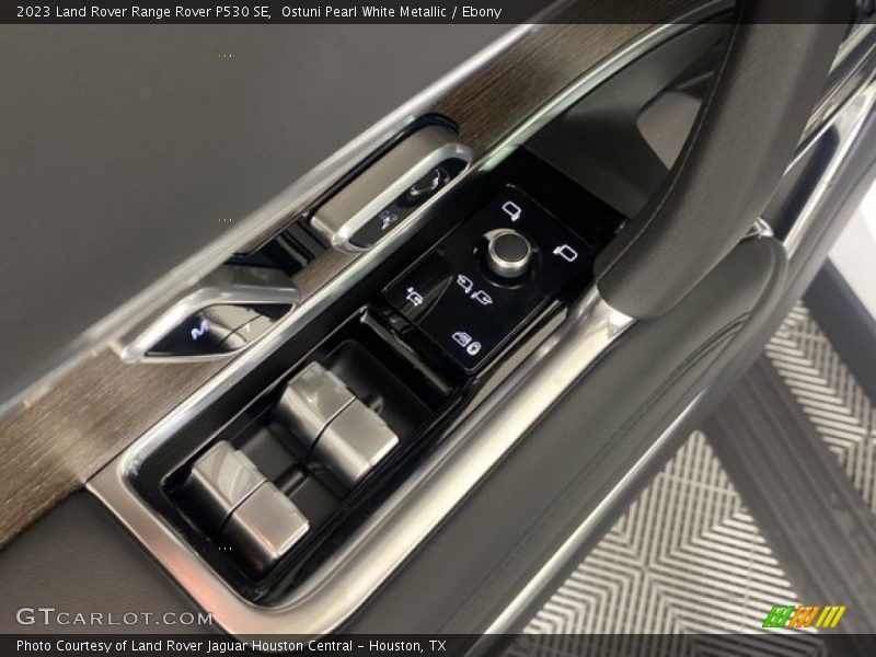 Door Panel of 2023 Range Rover P530 SE
