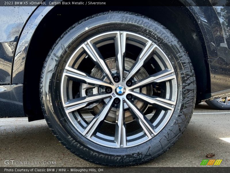 Carbon Black Metallic / Silverstone 2023 BMW X5 xDrive40i