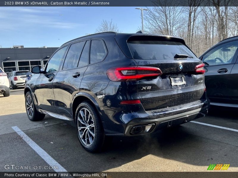 Carbon Black Metallic / Silverstone 2023 BMW X5 xDrive40i