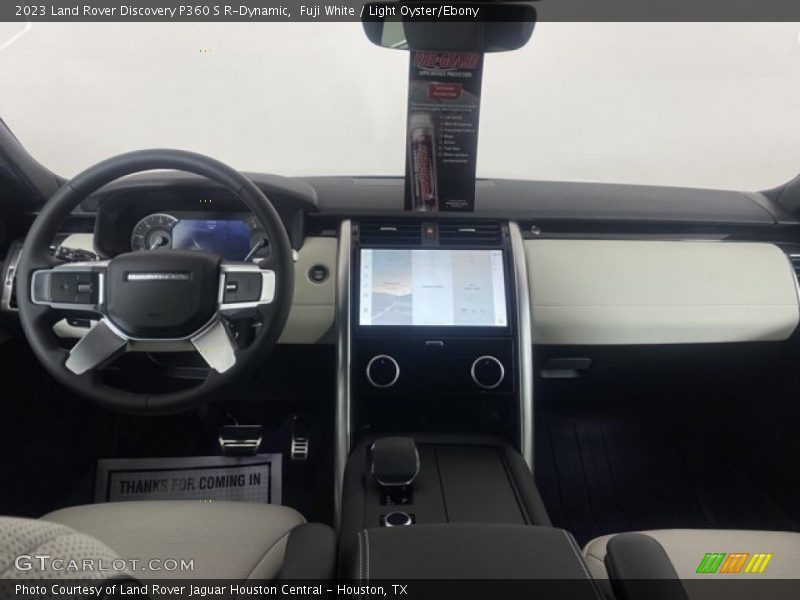 Dashboard of 2023 Discovery P360 S R-Dynamic