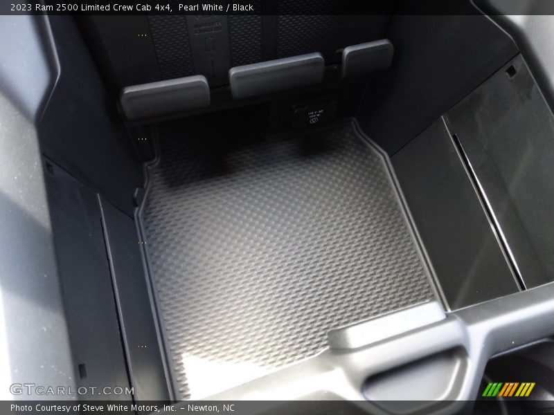 Pearl White / Black 2023 Ram 2500 Limited Crew Cab 4x4
