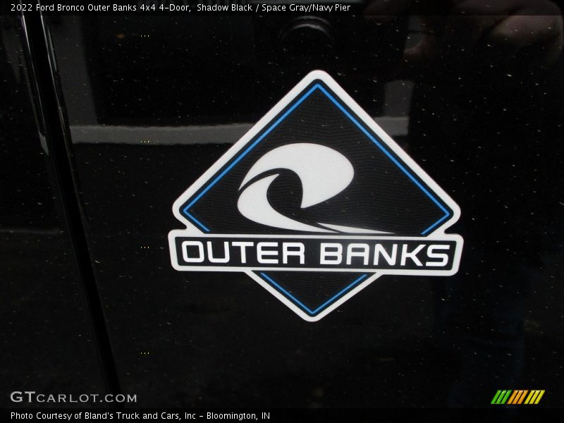  2022 Bronco Outer Banks 4x4 4-Door Logo