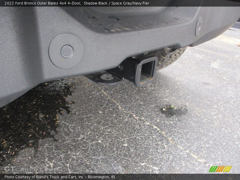 Shadow Black / Space Gray/Navy Pier 2022 Ford Bronco Outer Banks 4x4 4-Door