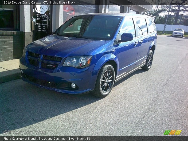 Indigo Blue / Black 2019 Dodge Grand Caravan GT