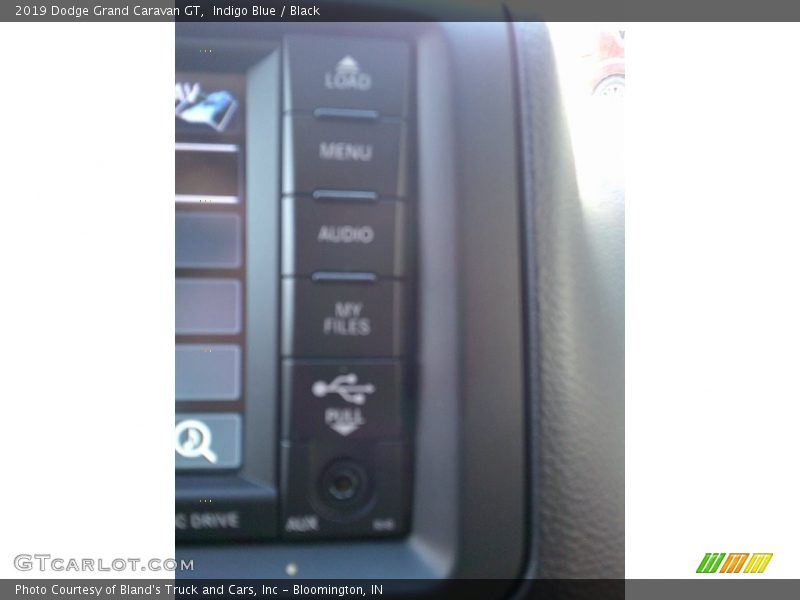 Indigo Blue / Black 2019 Dodge Grand Caravan GT