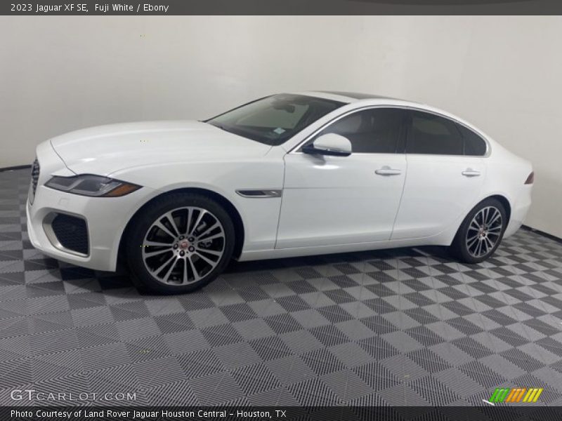  2023 XF SE Fuji White