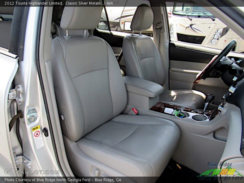 Classic Silver Metallic / Ash 2012 Toyota Highlander Limited