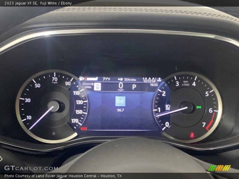  2023 XF SE SE Gauges