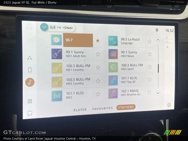 Controls of 2023 XF SE