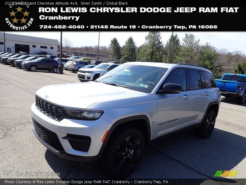 Silver Zynith / Global Black 2023 Jeep Grand Cherokee Altitude 4x4