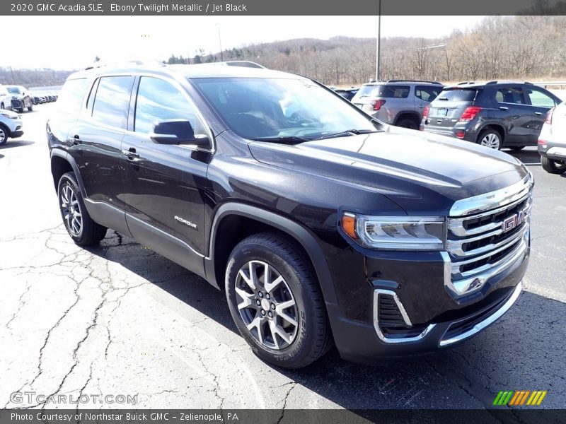 Front 3/4 View of 2020 Acadia SLE