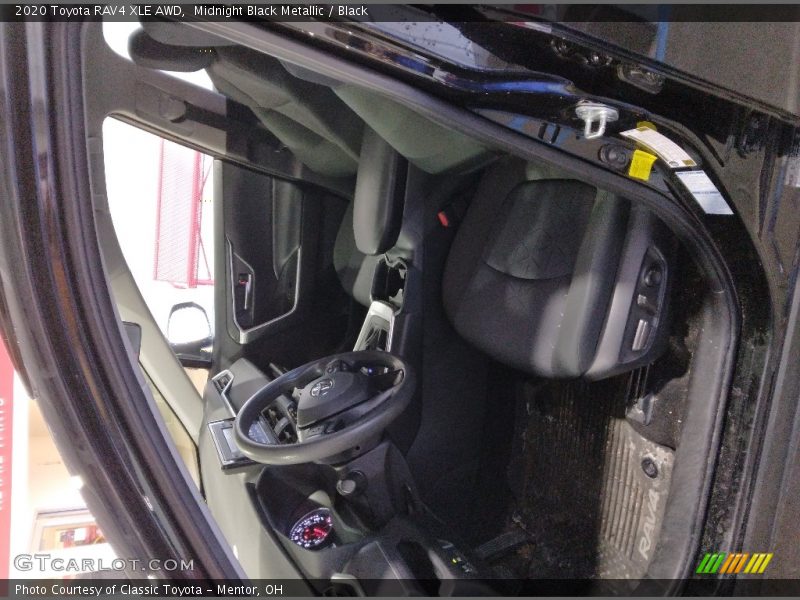 Midnight Black Metallic / Black 2020 Toyota RAV4 XLE AWD