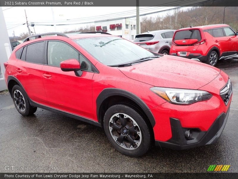 Front 3/4 View of 2021 Crosstrek Premium
