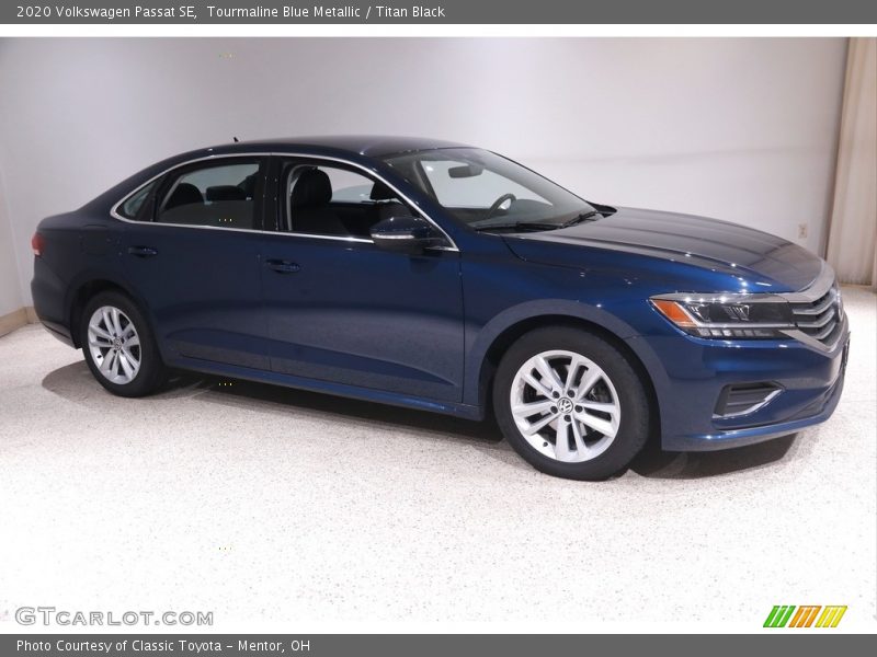 Tourmaline Blue Metallic / Titan Black 2020 Volkswagen Passat SE