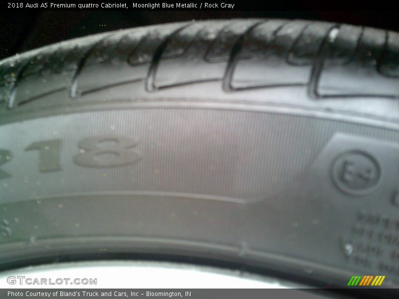 Moonlight Blue Metallic / Rock Gray 2018 Audi A5 Premium quattro Cabriolet