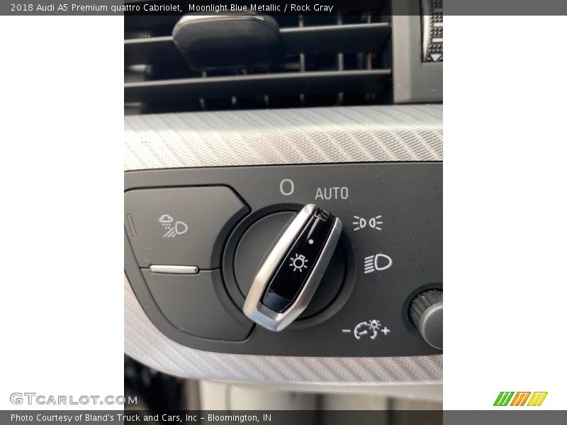 Moonlight Blue Metallic / Rock Gray 2018 Audi A5 Premium quattro Cabriolet