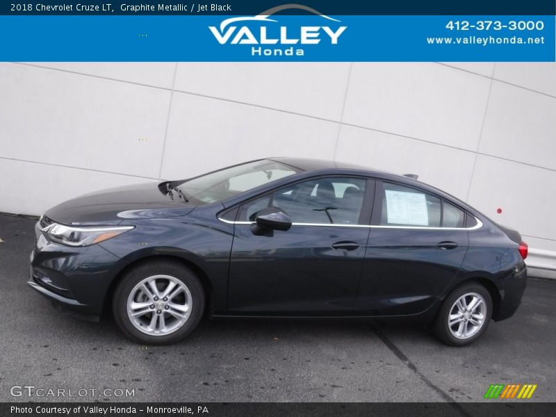 Graphite Metallic / Jet Black 2018 Chevrolet Cruze LT