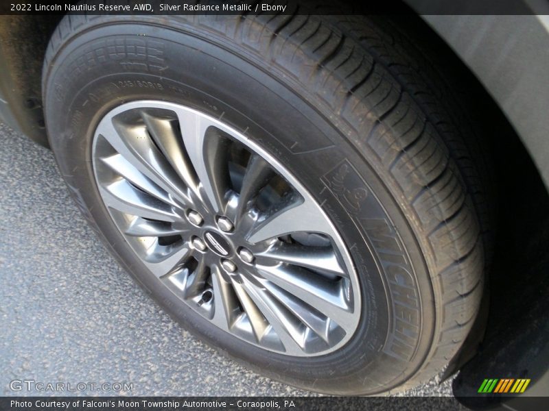 Silver Radiance Metallic / Ebony 2022 Lincoln Nautilus Reserve AWD
