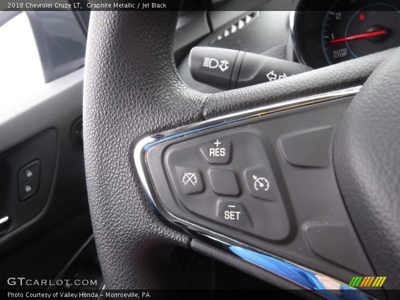 Graphite Metallic / Jet Black 2018 Chevrolet Cruze LT