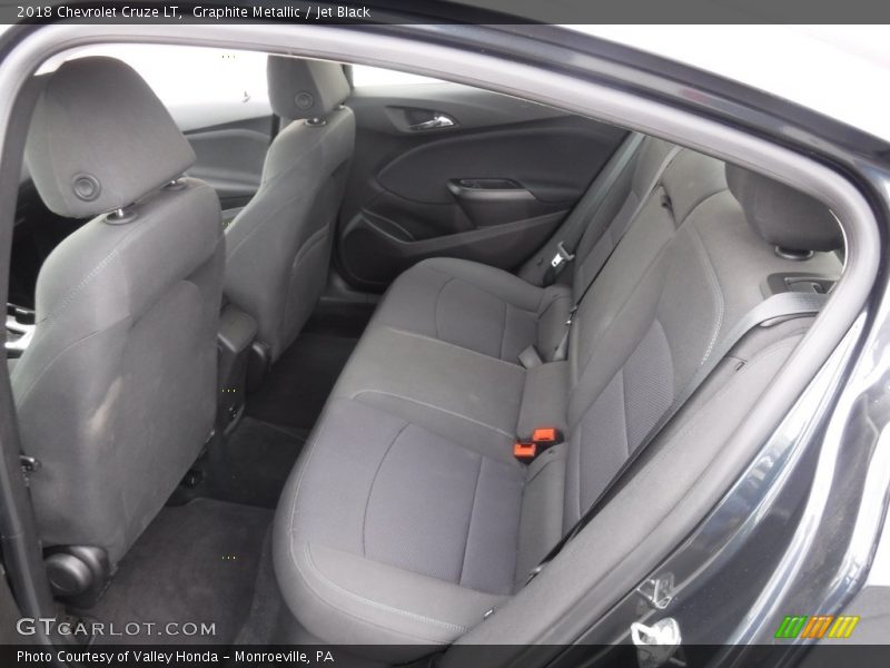 Graphite Metallic / Jet Black 2018 Chevrolet Cruze LT