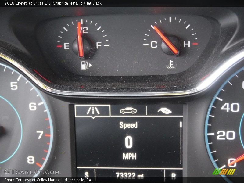 Graphite Metallic / Jet Black 2018 Chevrolet Cruze LT