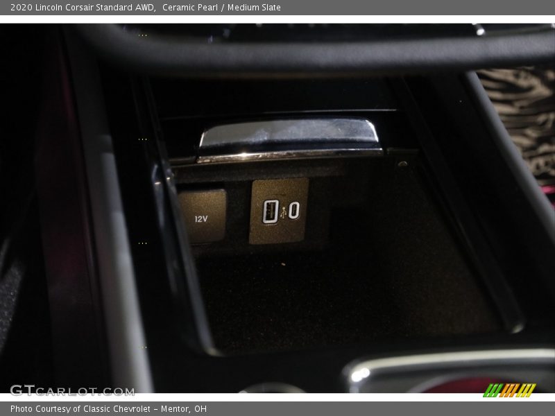 Ceramic Pearl / Medium Slate 2020 Lincoln Corsair Standard AWD