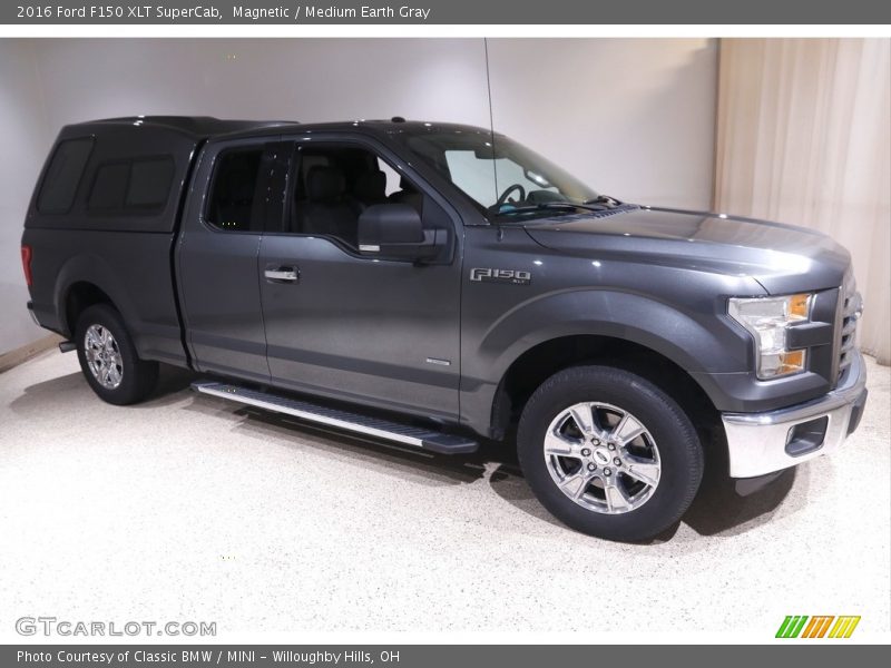 Magnetic / Medium Earth Gray 2016 Ford F150 XLT SuperCab