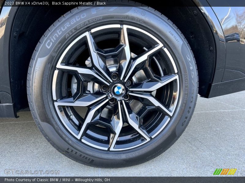  2023 X4 xDrive30i Wheel