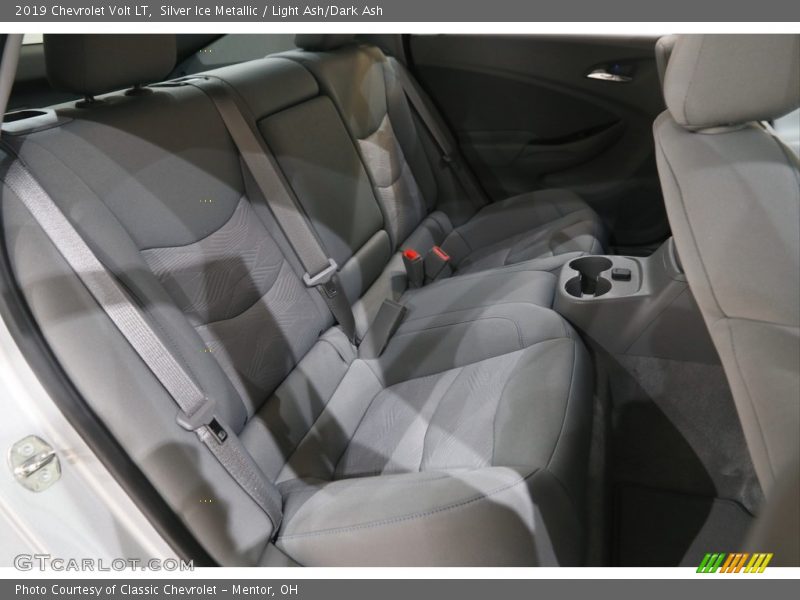Silver Ice Metallic / Light Ash/Dark Ash 2019 Chevrolet Volt LT