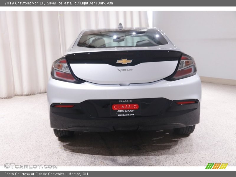 Silver Ice Metallic / Light Ash/Dark Ash 2019 Chevrolet Volt LT