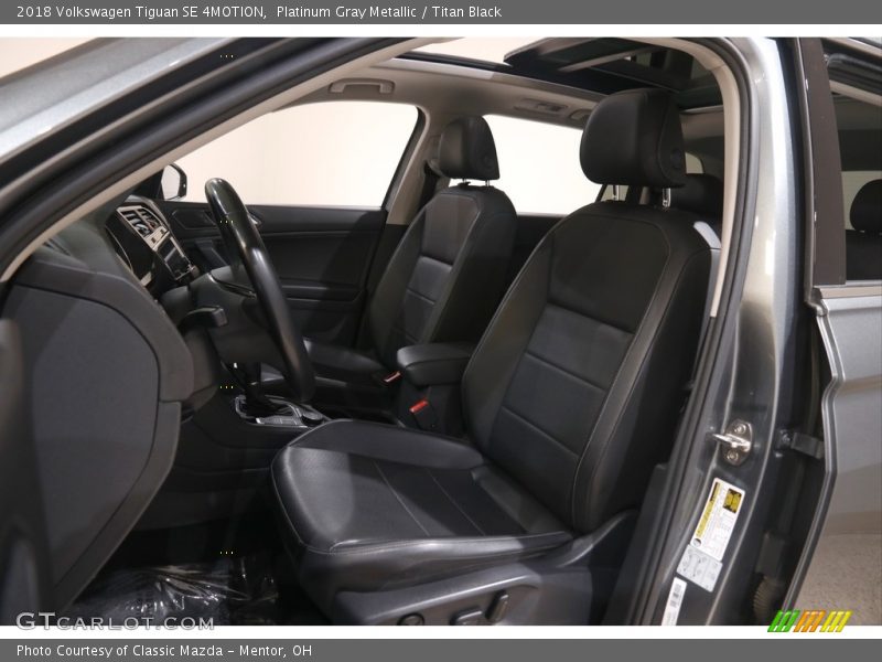 Platinum Gray Metallic / Titan Black 2018 Volkswagen Tiguan SE 4MOTION