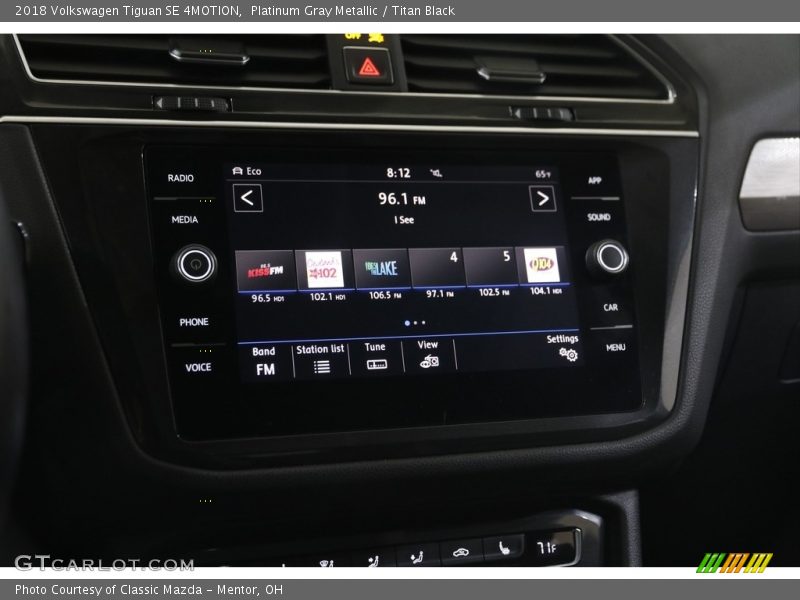 Platinum Gray Metallic / Titan Black 2018 Volkswagen Tiguan SE 4MOTION