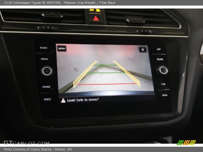 Platinum Gray Metallic / Titan Black 2018 Volkswagen Tiguan SE 4MOTION