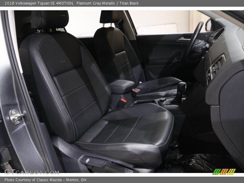 Platinum Gray Metallic / Titan Black 2018 Volkswagen Tiguan SE 4MOTION