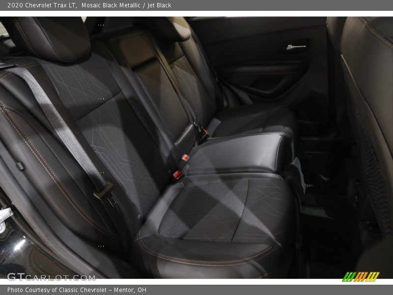 Mosaic Black Metallic / Jet Black 2020 Chevrolet Trax LT