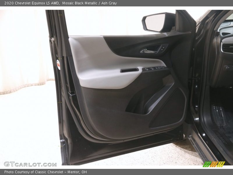 Mosaic Black Metallic / Ash Gray 2020 Chevrolet Equinox LS AWD