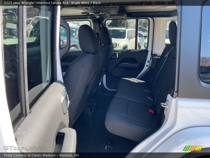Bright White / Black 2023 Jeep Wrangler Unlimited Sahara 4x4