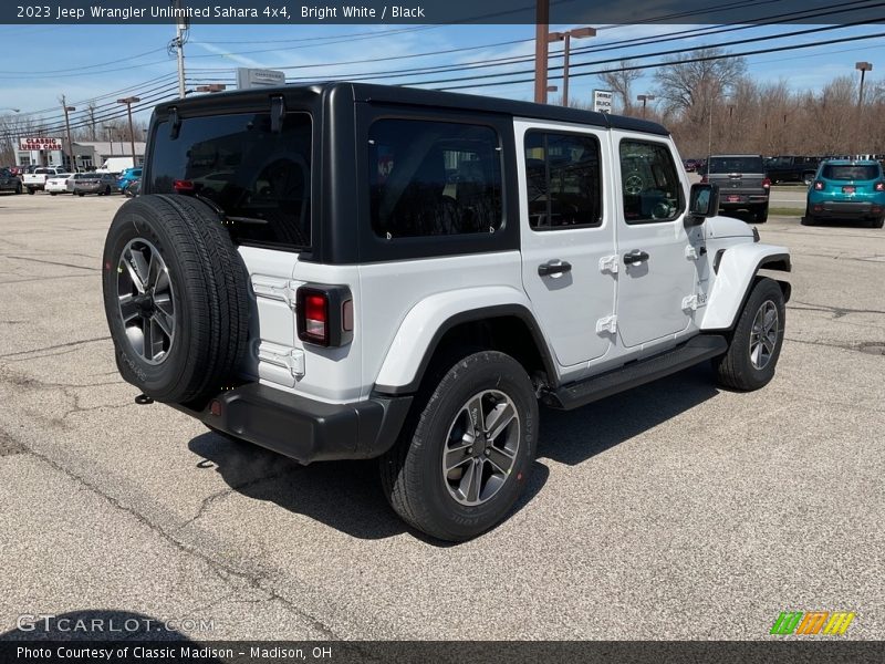 Bright White / Black 2023 Jeep Wrangler Unlimited Sahara 4x4