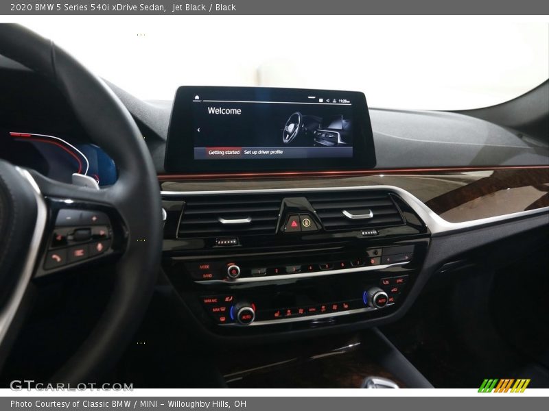 Jet Black / Black 2020 BMW 5 Series 540i xDrive Sedan