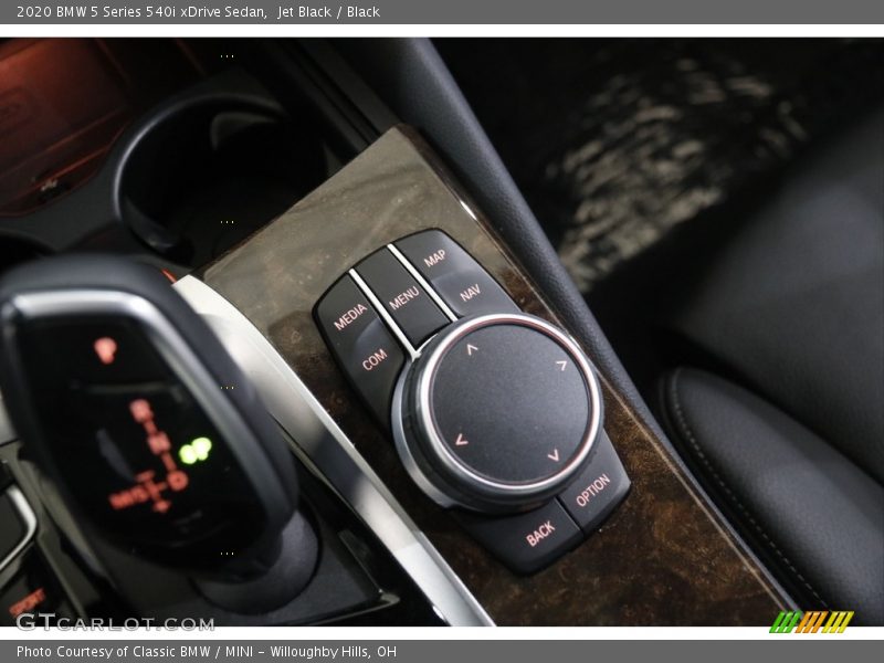 Jet Black / Black 2020 BMW 5 Series 540i xDrive Sedan