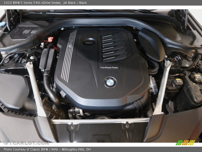 Jet Black / Black 2020 BMW 5 Series 540i xDrive Sedan