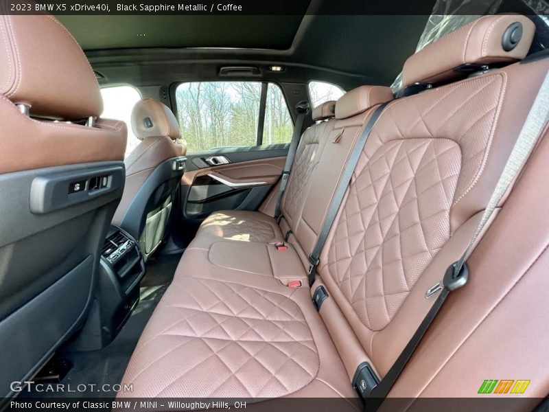 Black Sapphire Metallic / Coffee 2023 BMW X5 xDrive40i